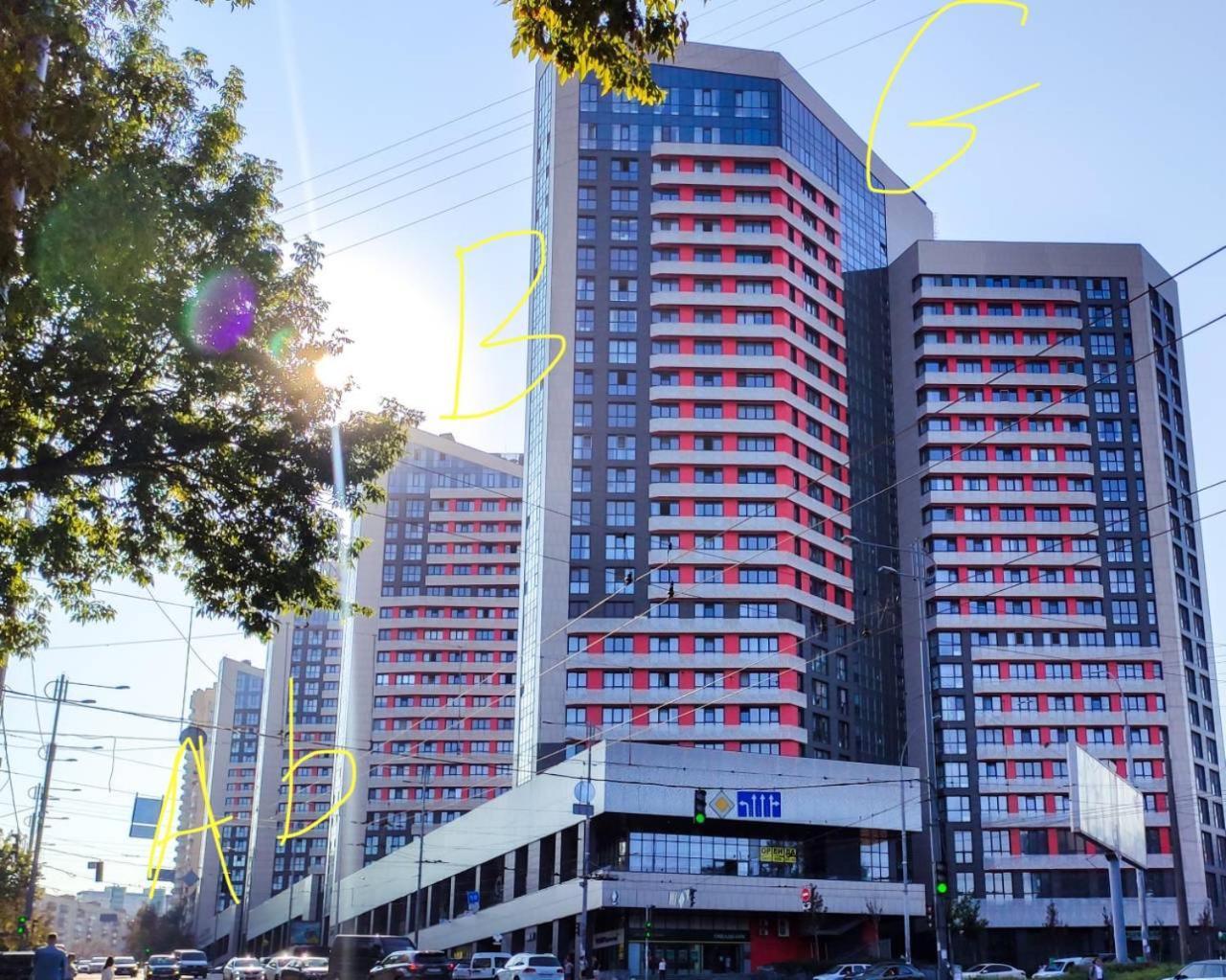 21-212 Petrovdom In Mint Apartments At Rc Kvartet Near Central Railway Station Киев Экстерьер фото